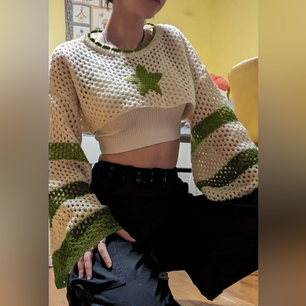 Star Crochet Cropped Pullover Sweater Top Green/ Cream Size M - Picture 2 of 5